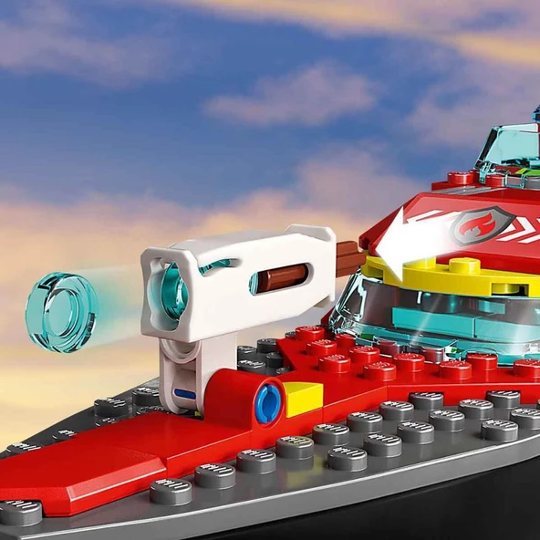 LEGO City İtfaiye Kurtarma Teknesi 60373 - 10