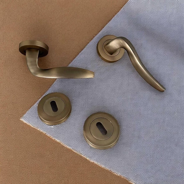 Trim Mat Antik Sarı Yuvarlak Rozetli Oda Kapı Kolu 1 Takım - 2