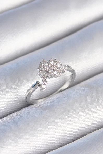 Pirinç Gümüş Renk Zirkon Taşlı Kadın Yüzük - TJ-BYK3443 ürün görseli