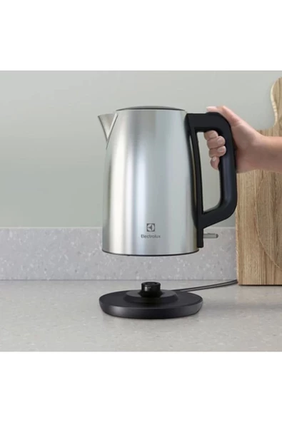 Electrolux E3k1-3st Paslanmaz Çelik Kettle, 1.7 Litre Kapasiteli, Otomatik Kapanma Emniyetli, Paslan - 3