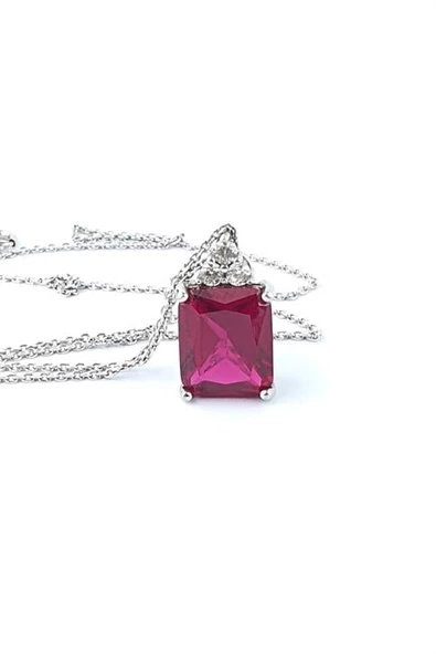 Sky Diamond Red Creative Rubies 925Ayar Gümüş Baget Tek Taş Kolye ürün görseli