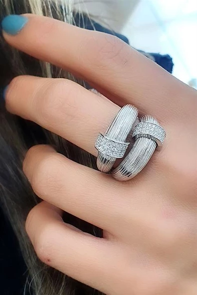 İtalyan Tasarımı 925 Ayar Gümüş Bombeli Yüzük ürün görseli