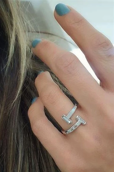 Baget Zirkon Taş Ve Sedef Taşlı 925Ayar Gümüş İtalyan Tasarımı Ayarlanabilir Trend Yüzük ürün görseli