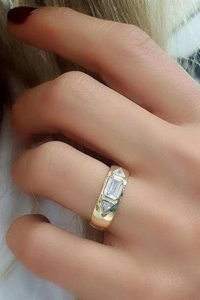 Zirkon Taş Detaylı 925Ayar Gümüş Üzerine Altın Kaplama Luxury Tasarım Ayarlanabilir Yüzük ürün görseli