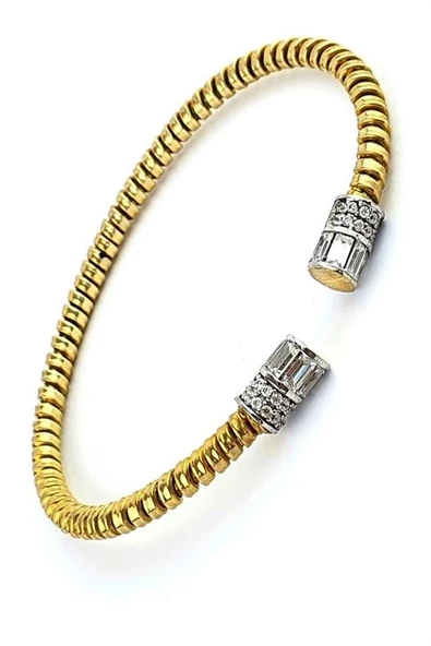 Baget Zirkon Taş Detaylı 925Ayar Gümüş Üzerine Altın Kaplama Ayarlanabilir Trend Kelepçe Bileklik ürün görseli