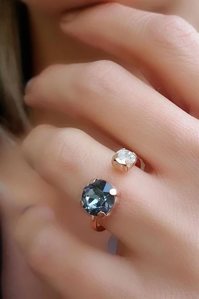 Swarovski Taşlı 925Ayar Gümüş Üzerine Rose Altın Kaplama Ayarlanabilir Yüzük ürün görseli