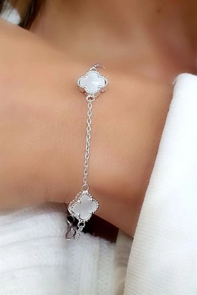 Sedef Taşlı 925 Ayar Gümüş Yonca Trend Bileklik ürün görseli