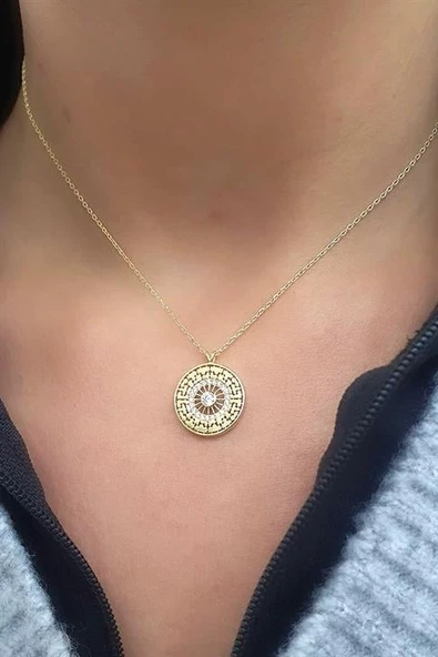 Zirkon Taş Detaylı 925Ayar Gümüş Üzerine Altın Kaplama Luxury Tasarım Madalyon Kolye ürün görseli