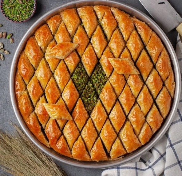 FISTIKLI YAŞ BAKLAVA  3.2 KG