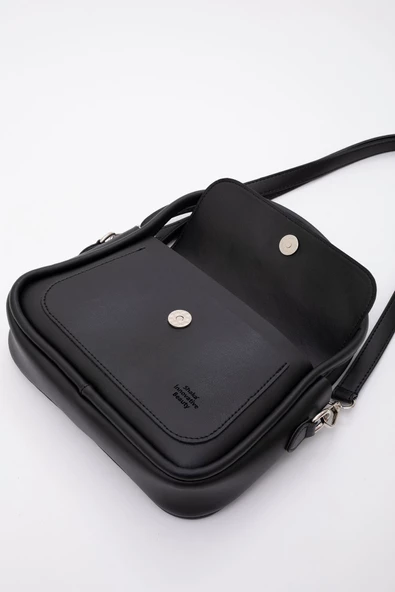 Siyah Shk97 Suni Deri Ön Cep Detaylı 2 Bölmeli Ayarlanabilir Askılı El,kol Ve Omuz Çantası U:17 E:23 - Resim 4