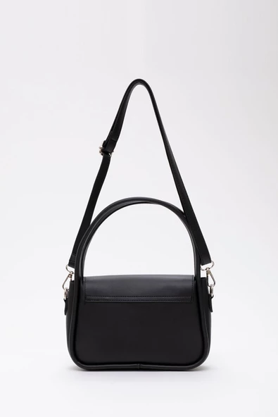 Siyah Shk97 Suni Deri Ön Cep Detaylı 2 Bölmeli Ayarlanabilir Askılı El,kol Ve Omuz Çantası U:17 E:23 - Resim 3