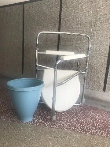 Medikaltec Direk Tuvalete Hasta Tuvaleti Borulu