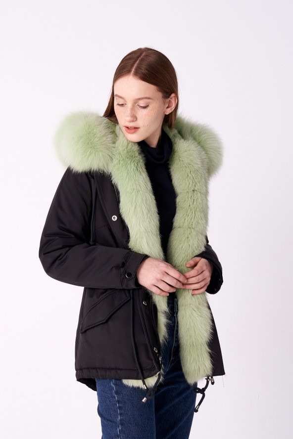 BEJ FİNE FACTORY KADIN KAPÜŞONLU KISA PARKA - 2