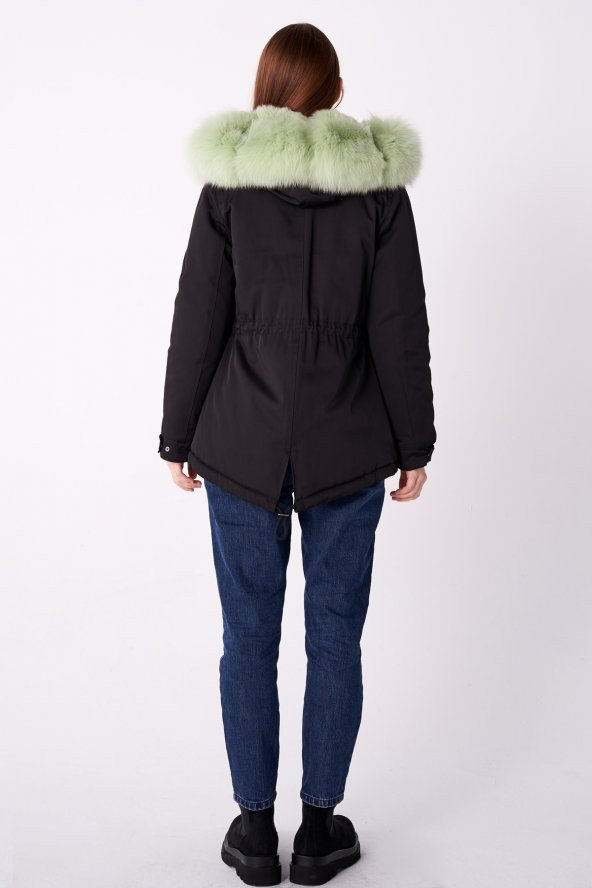 BEJ FİNE FACTORY KADIN KAPÜŞONLU KISA PARKA - 5