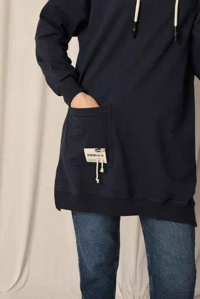 İki İplik Kumaş Armalı Kapüşonlu Kadın Lacivert Tunik Sweat - Resim 3