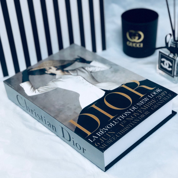 DIOR THE WOMAN WITH HAT OPENABLE DECORATIVE BOOK BOX - 2