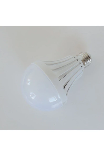Pazariz Şarjlı Led Ampul 9 Watt Beyaz Işık Acil Durum Aydınlatma - Resim 3