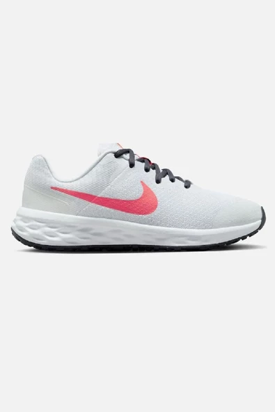 Nike Revolution 6 Road Running