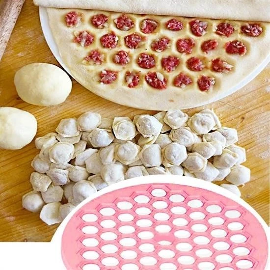 Woody Sofia 61 Bölmeli Petek Şekilli Pratik Mantı Kesici  Açma Kalıbı Mantımatik - 4