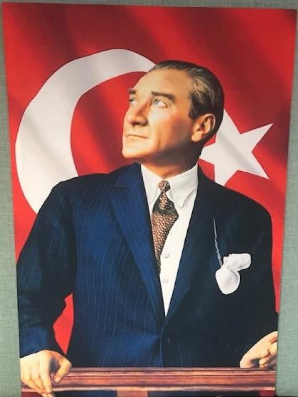 Kanvas Tablo Atatürk ve Bayrak Duvar Dekorasyon Moda Tablo 60x90 cm