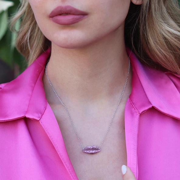 Dudak Figürlü Zirkon Taşlı Asansörlü Gümüş Kolye ürün görseli 1