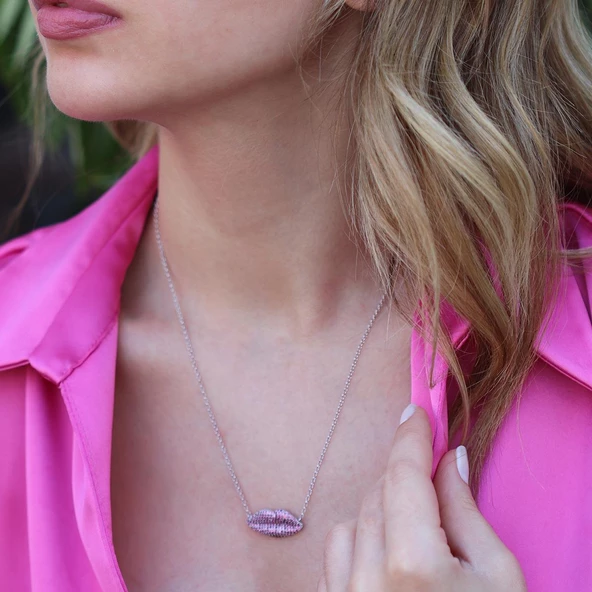 Dudak Figürlü Zirkon Taşlı Asansörlü Gümüş Kolye - Resim 2