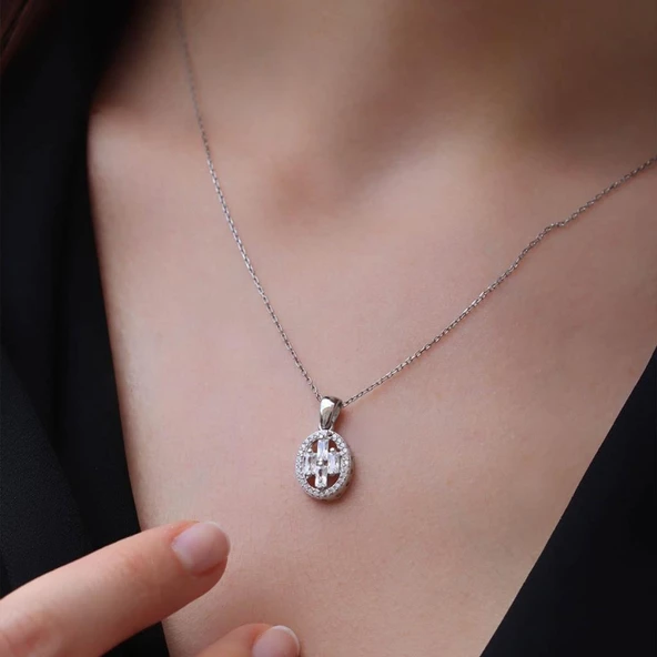 Starlight Diamond Elips Zirkon Taş Ortası 4 Baget Pırlanta Montür Gümüş Kolye ürün görseli 1