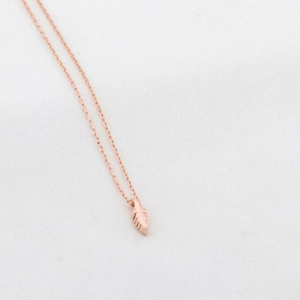 Rose Altın Kaplama Gümüş Şans Tüyü Kolye ürün görseli 1