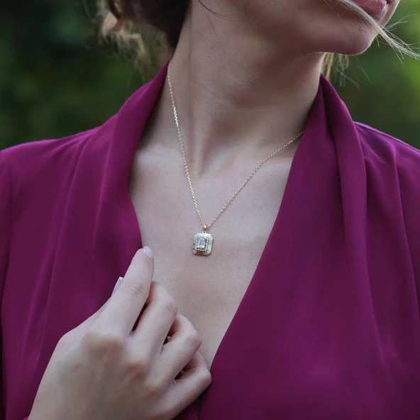 Radiant Kesim 1,25 Karat Zirkon Taşlı Elmas Model Gold Kaplama Gümüş Kolye ürün görseli 1