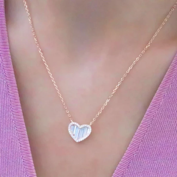 Baget Taşlı Kalp Gümüş Kolye ürün görseli 1