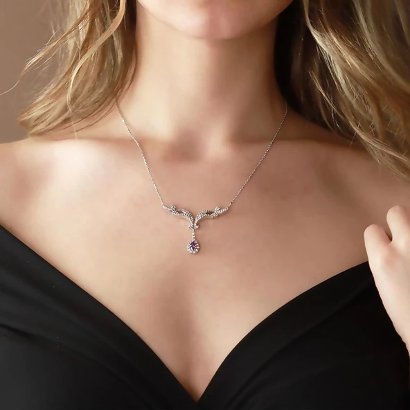 Prenses Model Zirkon Taşlı Gümüş Kolye ürün görseli 1