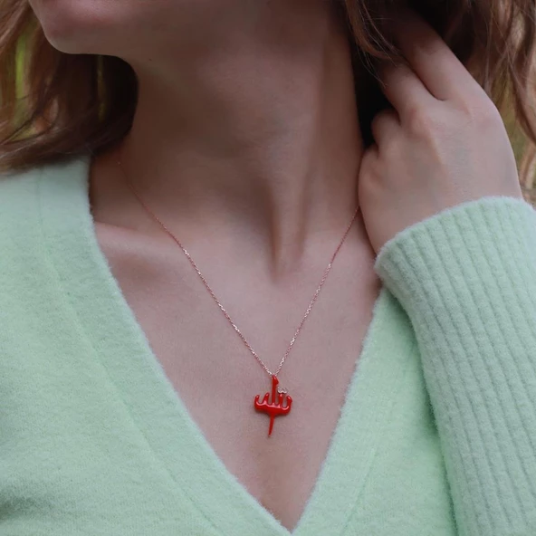 Allah Yazılı Kırmızı Mine İşli Mini Zirkon Taşlı Rose Gold Kaplama Gümüş Kolye - Resim 2