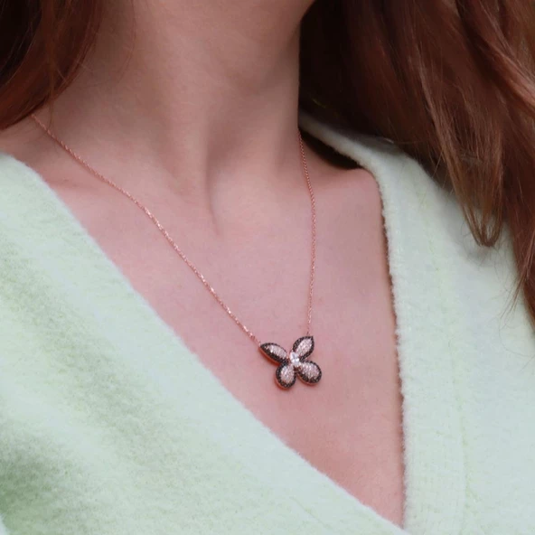 Siyah Zirkon Taşlı Kelebek Model Rose Gold Kaplama Gümüş Kolye - Resim 2