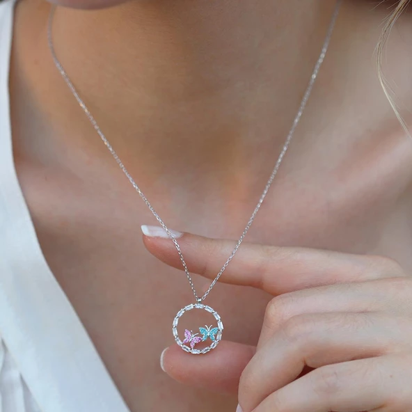 Baget Çerçeveli Kelebek Gümüş Kolye - Resim 3