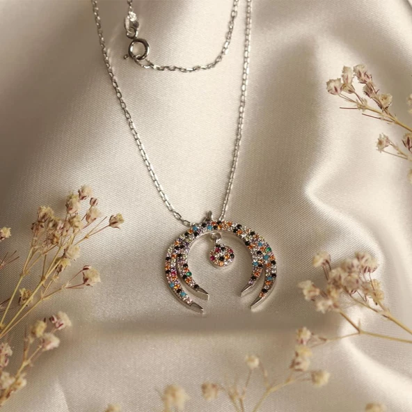 Hilal Çerçeveli Renkli Zirkon Taşlı Gümüş Kolye ürün görseli 1