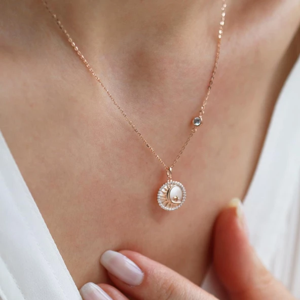 Sedef Taşlı Ay Yıldız Figürlü Rose Gold Kaplama Gümüş Kolye ürün görseli 1