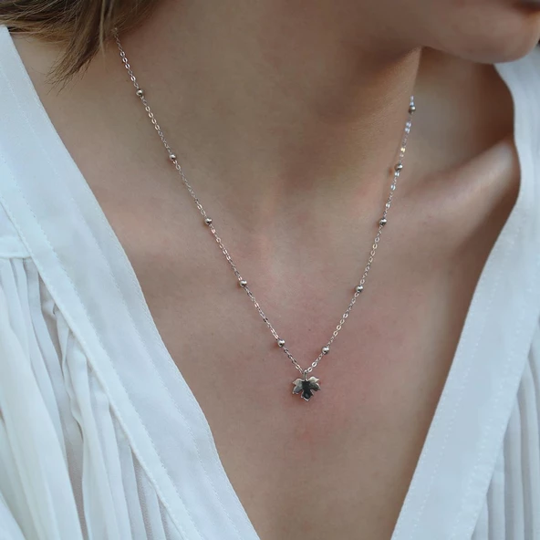 Yaprak Gümüş Kolye - Resim 4