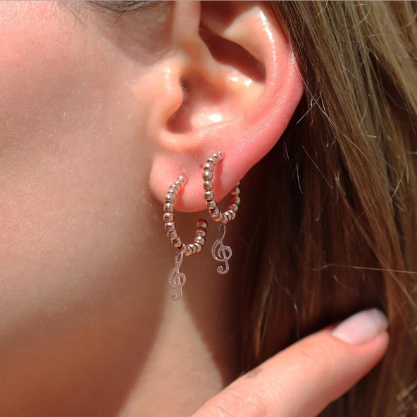 Sol Anahtarı Rose Gold Kaplama Gümüş Küpe - Resim 4