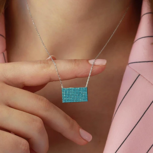 Turkuaz Taşlı Dikdörtgen Gümüş Kolye ürün görseli 1