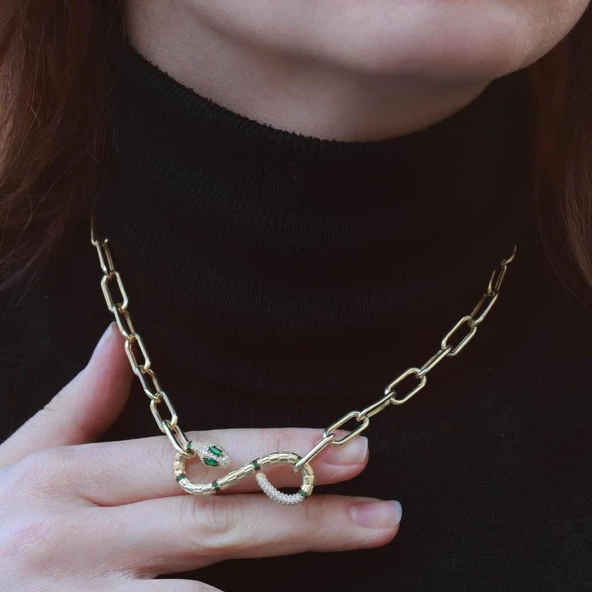 Yılan Sonsuzluk Modeli Gold Kaplama Zirkon Taşlı Kolye