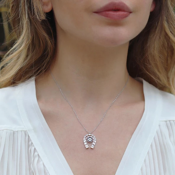 Şans Nalı Nazar Boncuklu Zirkon Taşlı Gümüş Kolye ürün görseli 1