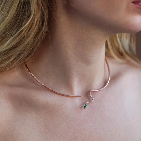 Yeşil Zirkon Taşlı Rose Gold Kaplama Serpent Choker Gümüş Kolye