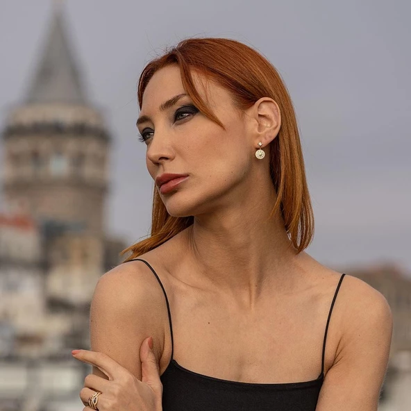 Zirkon Taşlı Gold Kaplama Kutup Yıldızı Gümüş Küpe ürün görseli 1