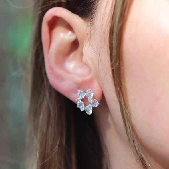 Zirkon Taşlı Çiçek Gümüş Küpe - Resim 2