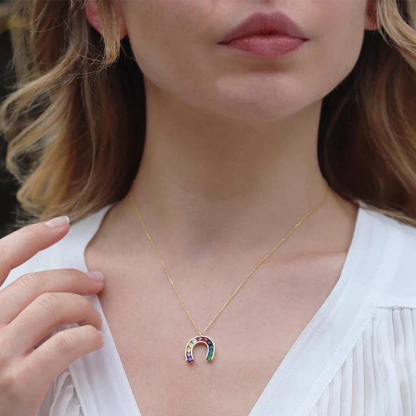 Renkli Zirkon Taşlı Gold Kaplama Şans Nalı Gümüş Kolye ürün görseli 1