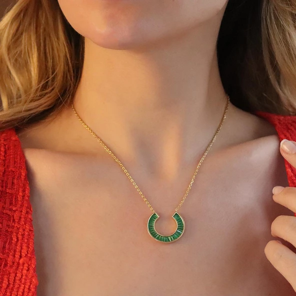 Şans Nalı Yeşil Baget Taşlı Gold Kaplama Gümüş Kolye - Resim 2