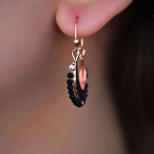 Onix Taşlı Otantik Rose Gold Kaplama Gümüş Küpe - Resim 2