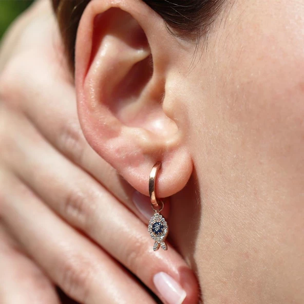 Apm Monoca Balık Rose Gold Kaplama Gümüş Küpe - Resim 2