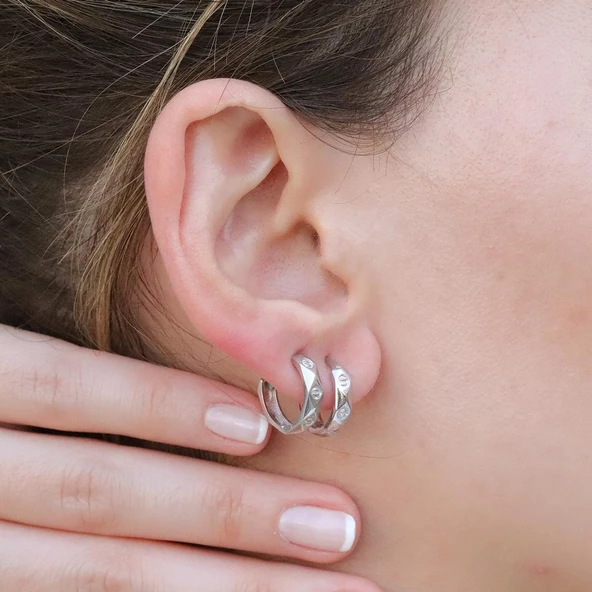 Crtr Modeli Gümüş Halka Küpe - Resim 4