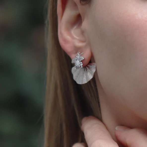 Arı Gümüş Küpe - Resim 2